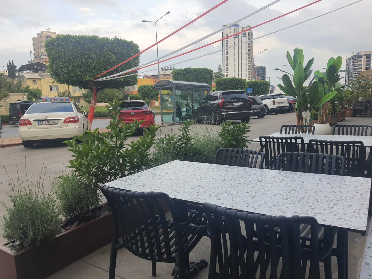 Cemiyet Restoran Fotoğrafı - 6