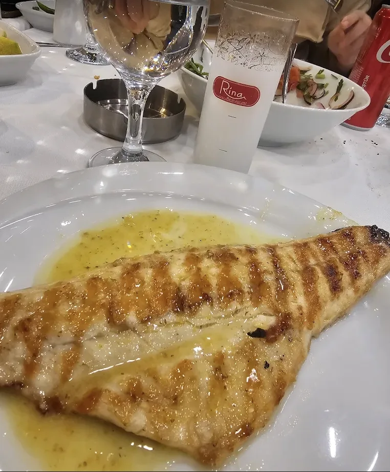 Rina Restoran Fotoğrafı - 3