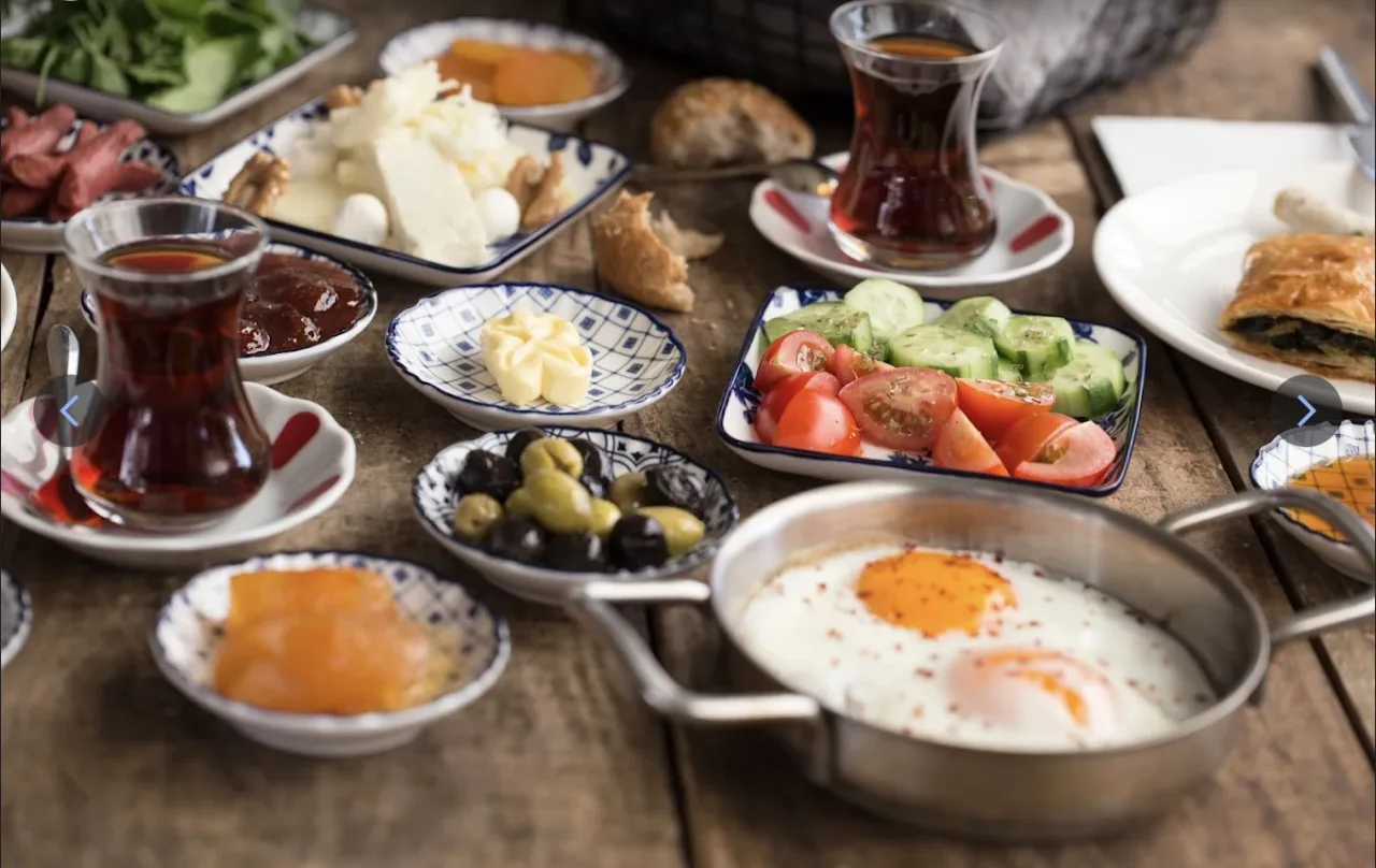 Betül Bistro Göçmen Fotoğrafı - 4