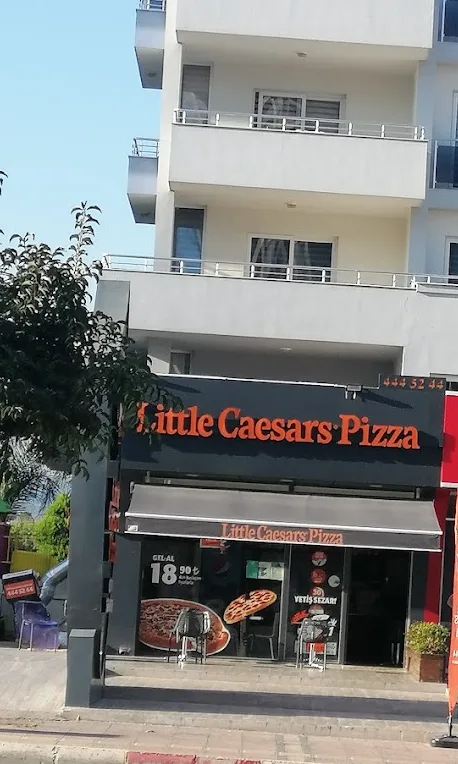 Little Caesars Mezitli Şubesi Fotoğrafı - 4