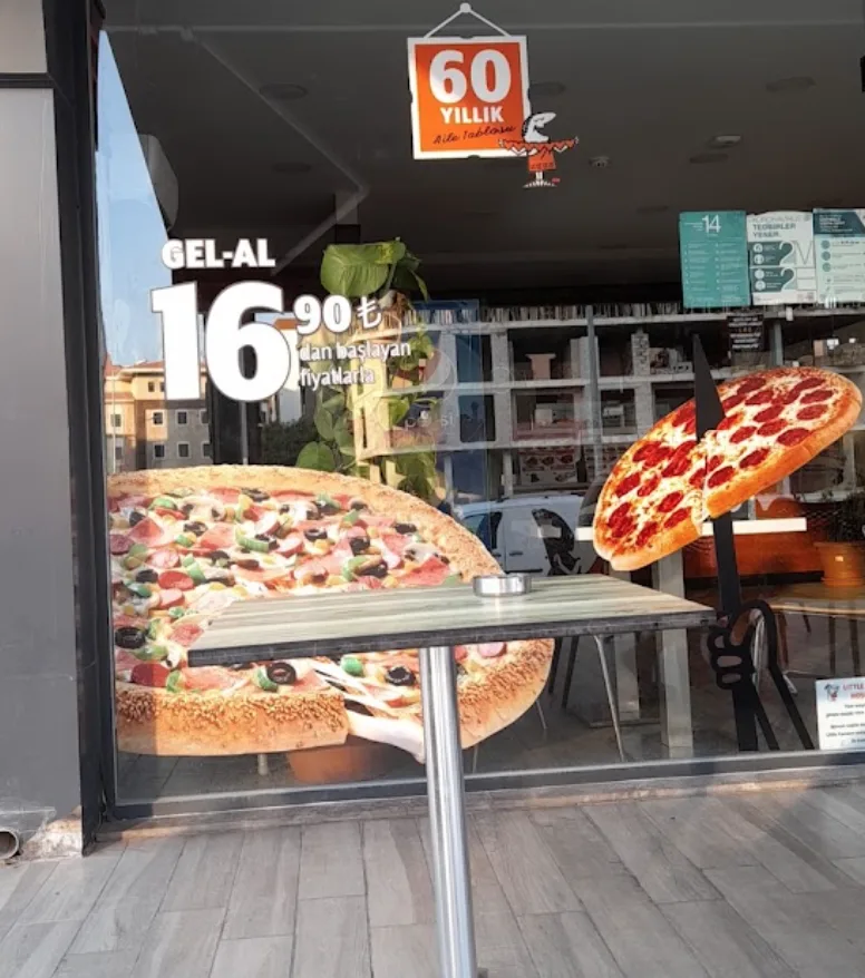 Little Caesars Mezitli Şubesi Fotoğrafı - 9