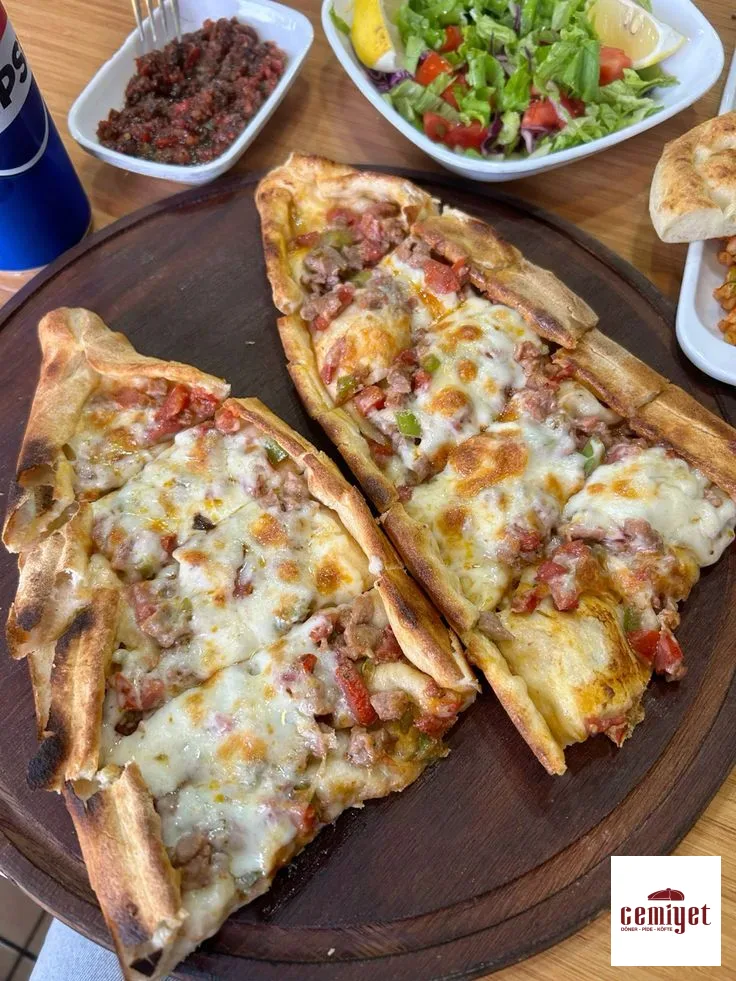 Karışık Pide 1,5 Porsiyon