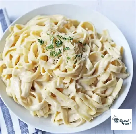 Fettuchini Alfredo