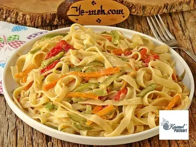 Sebzeli Makarna (penne-fettuchini)